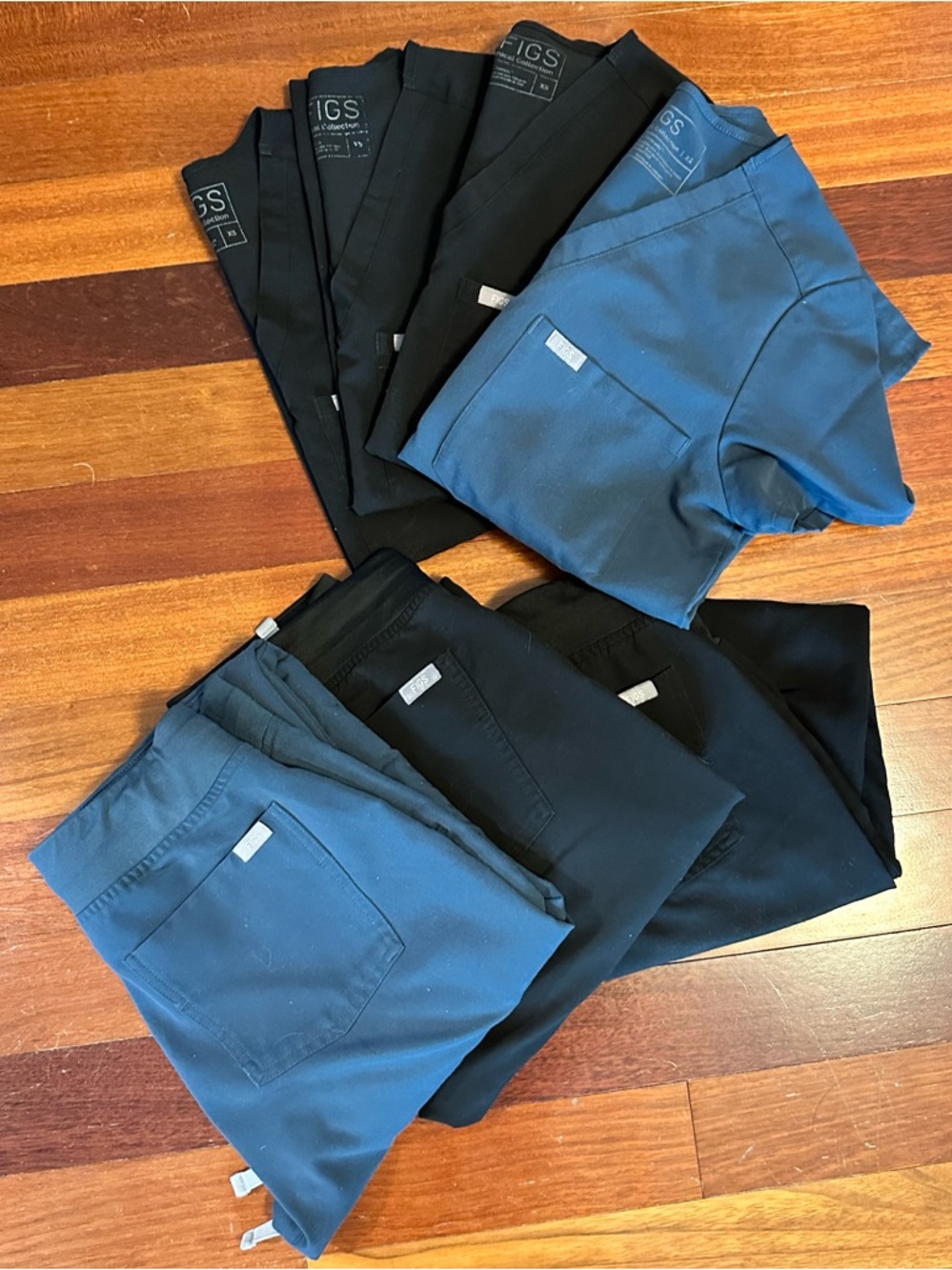 Figs Zamora Jogger (3) and one pocket tops (4)